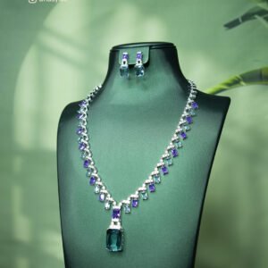 طقــم زمــردي